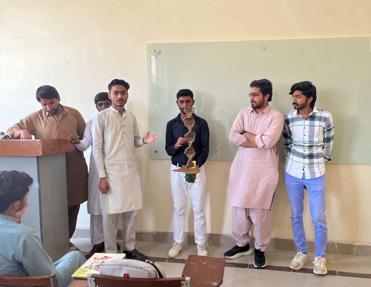 Students constructing DNA models during PBG 201 class